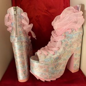 YRU ballet bae Sanrio